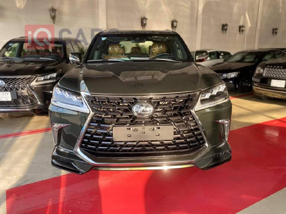 Lexus LX